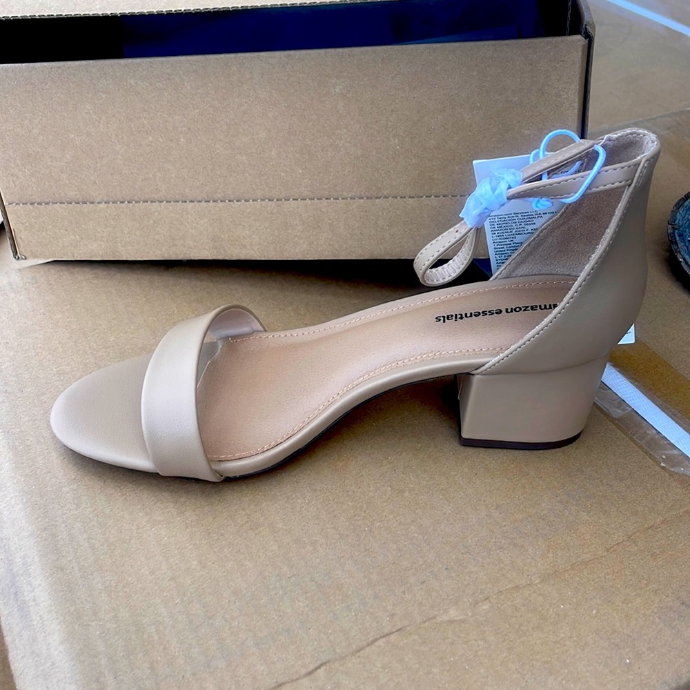 Women’s heeled sandal Nola